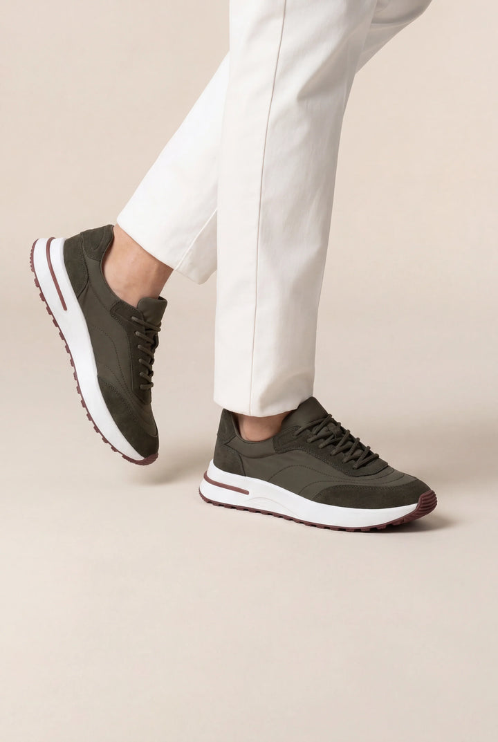Oliwkowozielone sneakersy