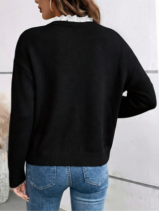 Céline | Elegancki dzianinowy sweter z ozdobnym koronkowym kołnierzykiem