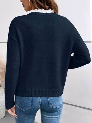 Céline | Elegancki dzianinowy sweter z ozdobnym koronkowym kołnierzykiem