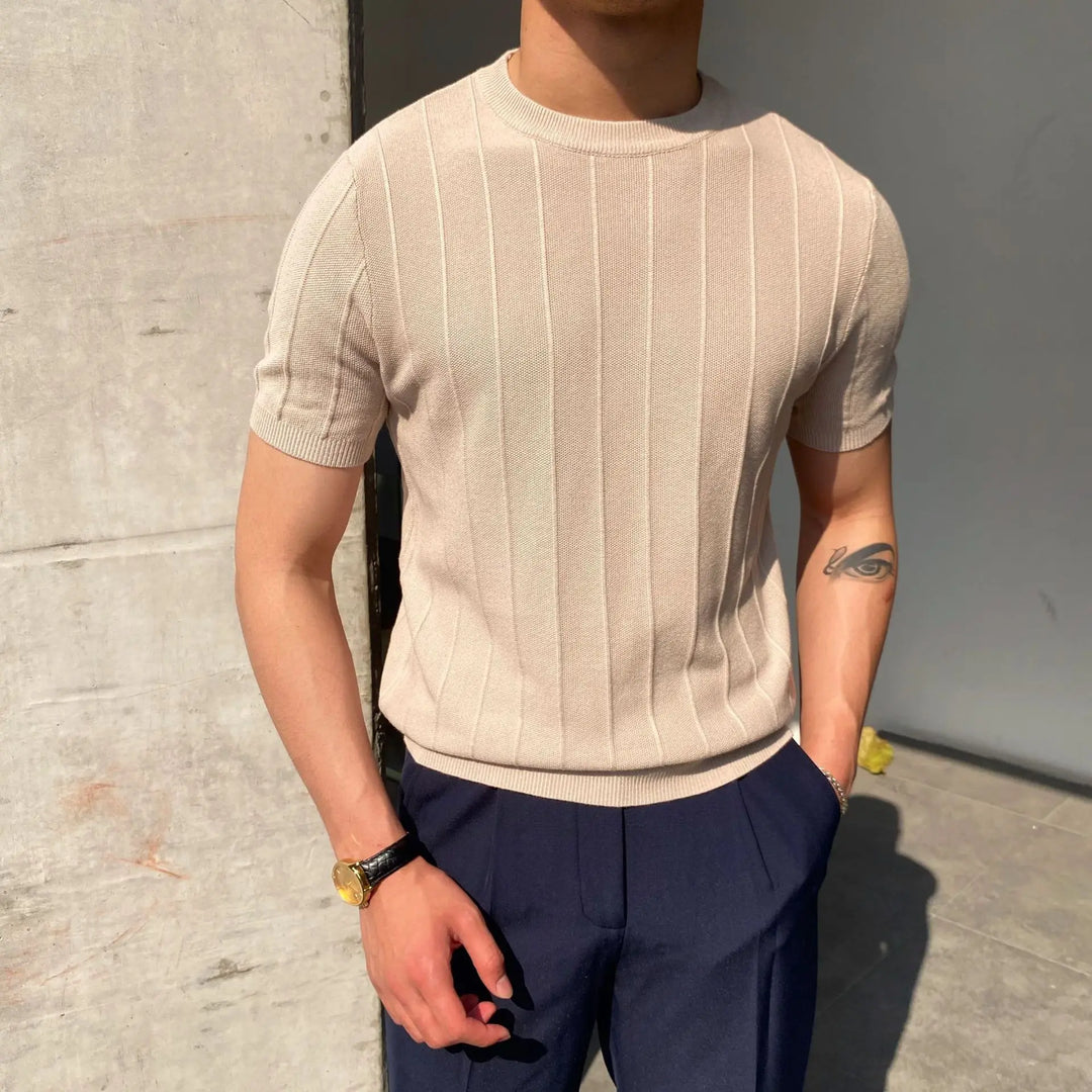Wyrafinowany letni T-shirt