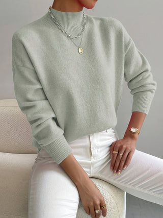 Modny sweter z golfem