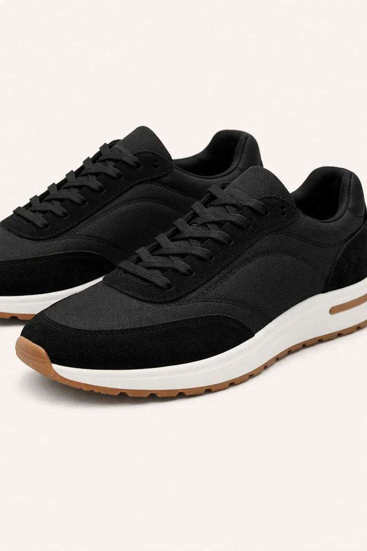 Czarne sneakersy