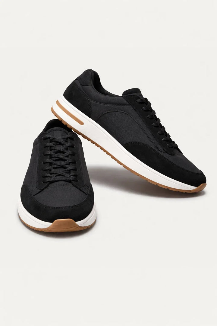 Czarne sneakersy
