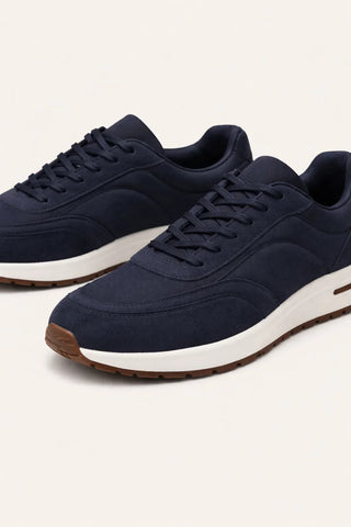 Niebieskie sneakersy