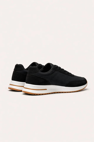 Czarne sneakersy