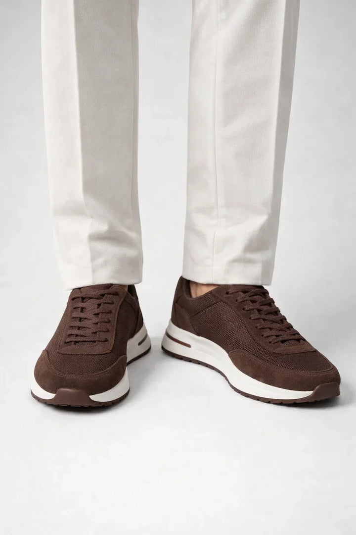 Brązowe sneakersy miejskie